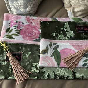 Makeup Junkie medium and small cosmetic cases